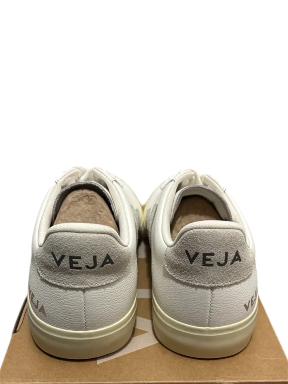 Veja Campo Leather Sneaker Extra White/Natural Suede EU 40/US 9 - Picture 3 of 8